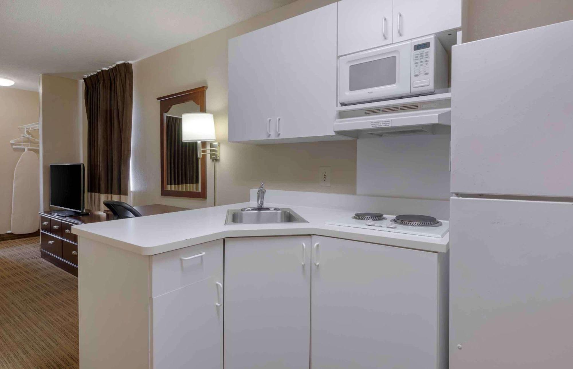Extended Stay America Suites - Orlando - Lake Mary - 1036 Greenwood Blvd Esterno foto